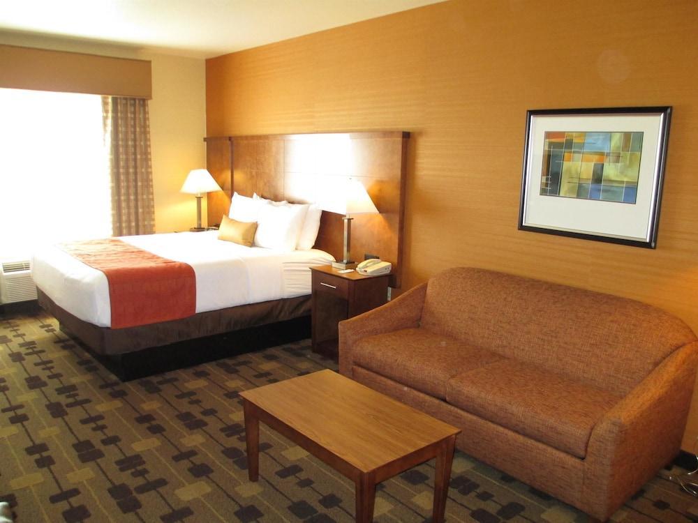 Best Western Plus Delta Inn & Suites Oakley Dış mekan fotoğraf