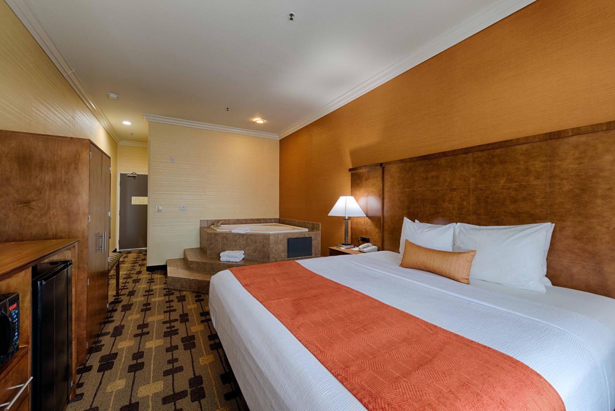 Best Western Plus Delta Inn & Suites Oakley Dış mekan fotoğraf
