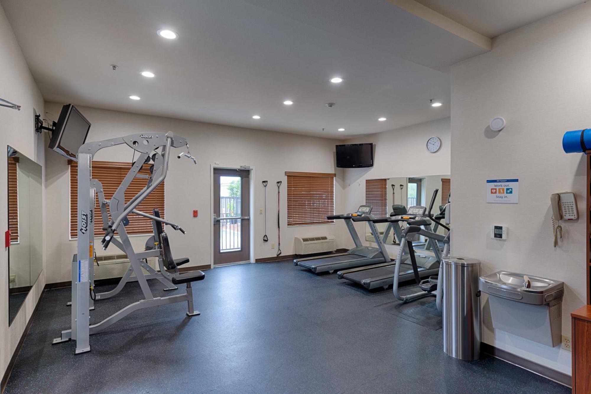 Best Western Plus Delta Inn & Suites Oakley Dış mekan fotoğraf