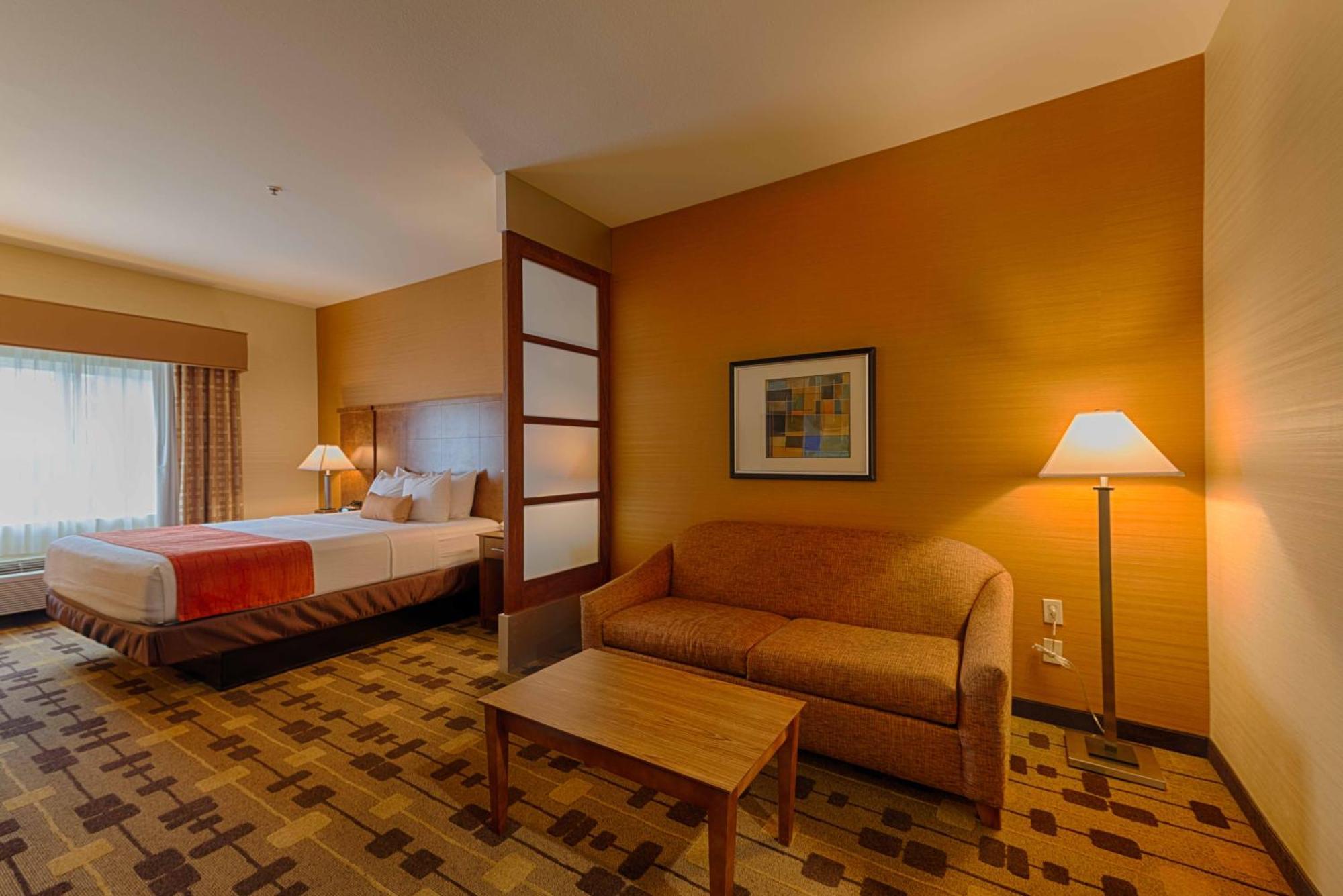 Best Western Plus Delta Inn & Suites Oakley Dış mekan fotoğraf