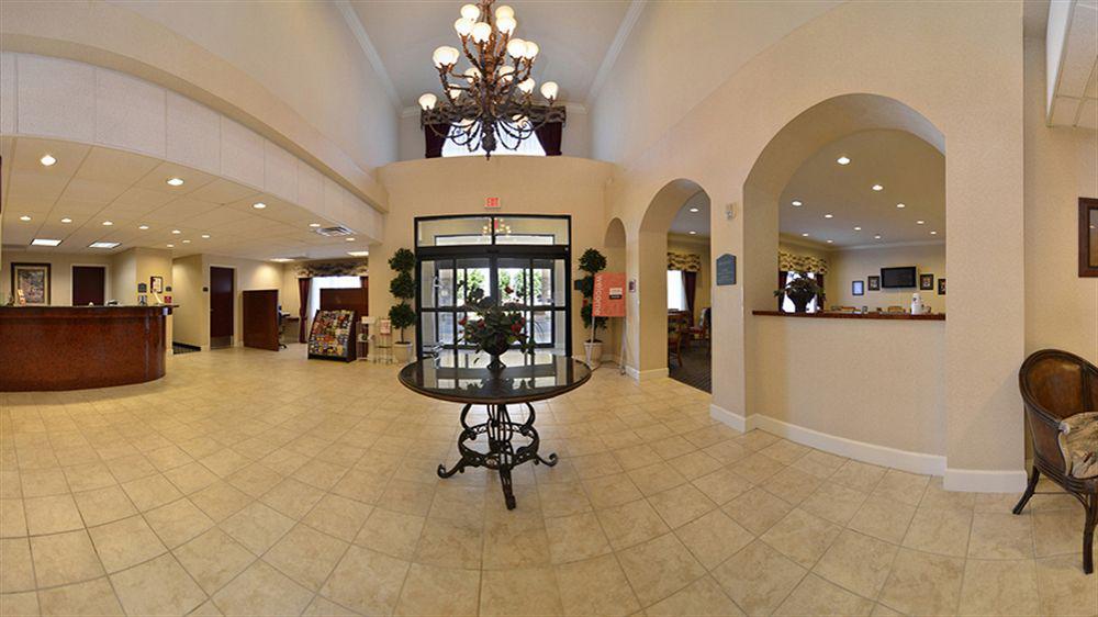 Best Western Plus Delta Inn & Suites Oakley Dış mekan fotoğraf